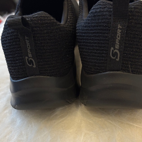 Skechers Black Shiny Knit Slip On Sport Memory Foam Sneaker 9 Very Light Weight - Picture 4 of 13